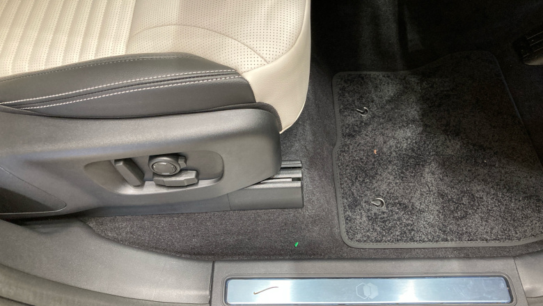 Land Rover Discovery 3.0 D350 Gemini 5dr Auto Diesel Station Wagon